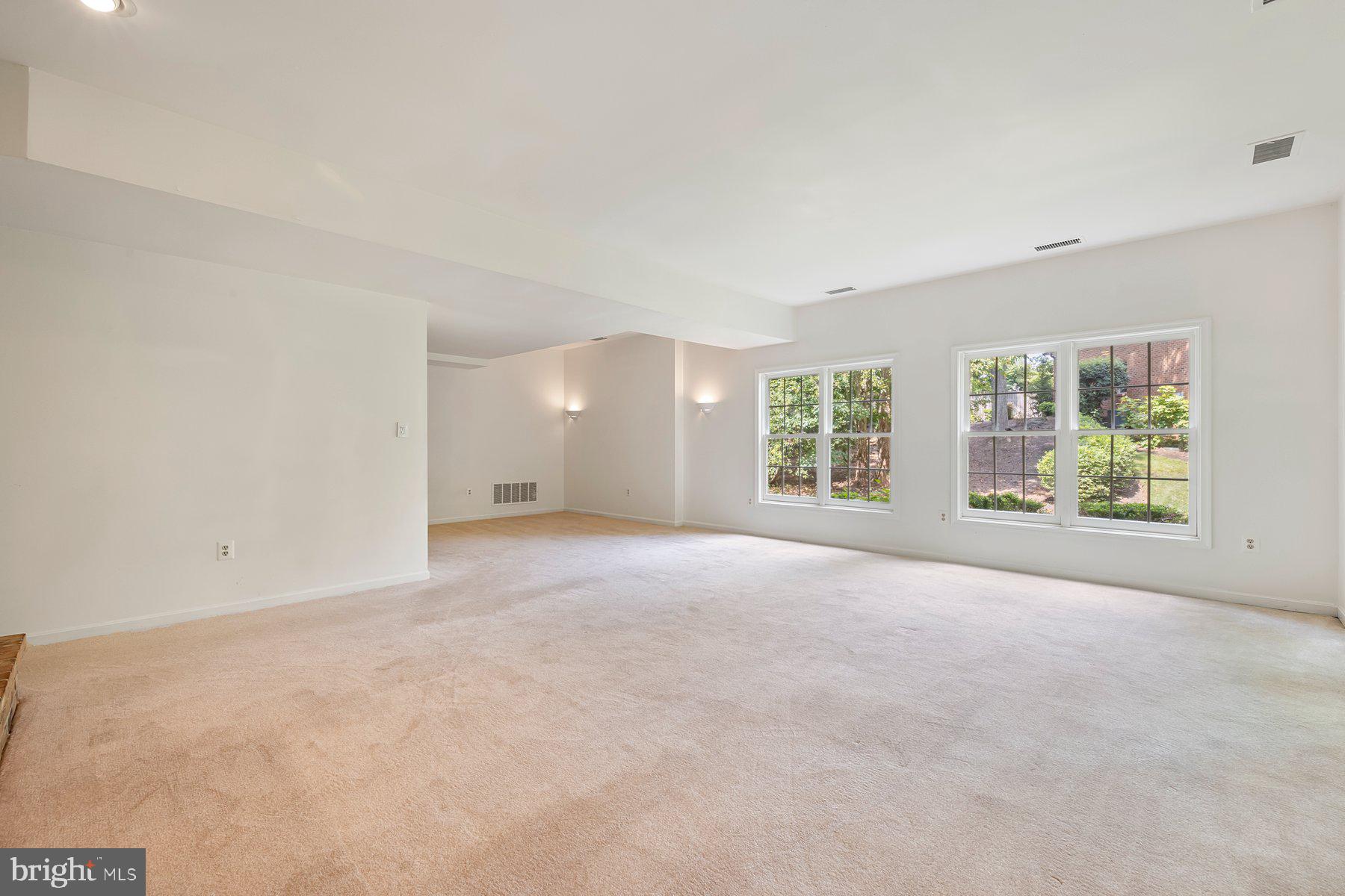 SOUTH RIVER LANDING - Residential