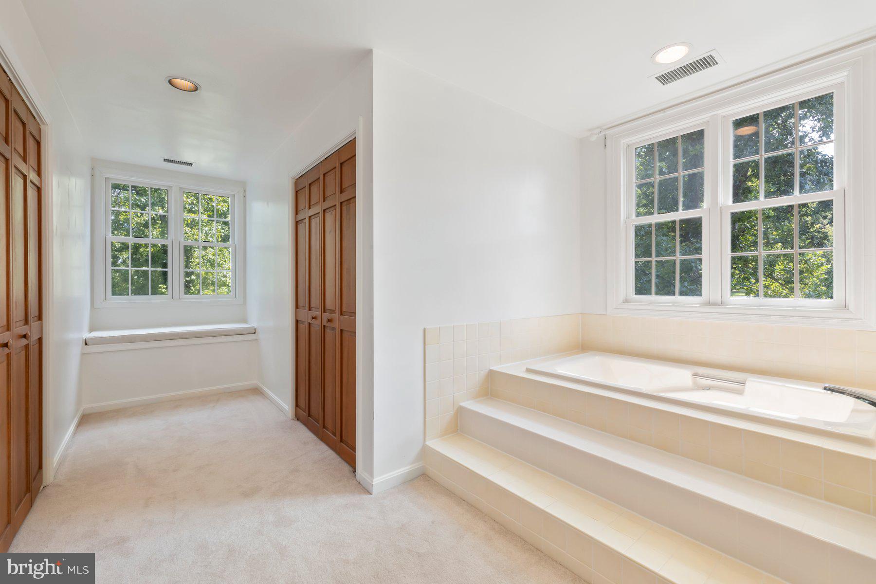 SOUTH RIVER LANDING - Residential
