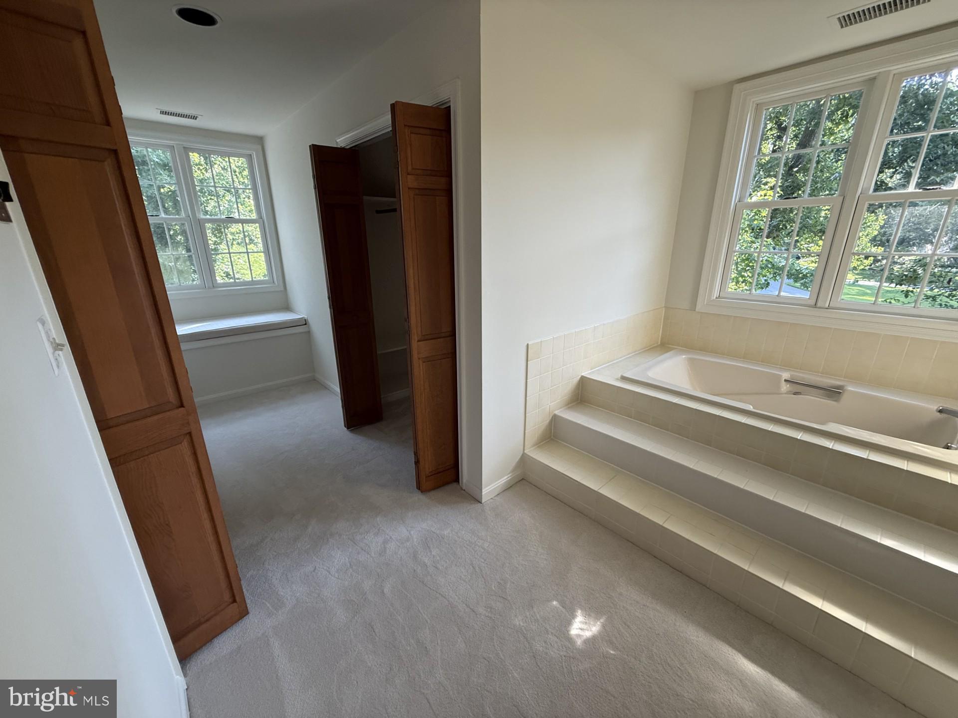 SOUTH RIVER LANDING - Residential