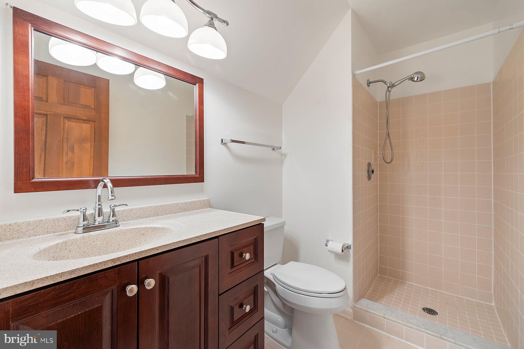 SOUTH RIVER LANDING - Residential