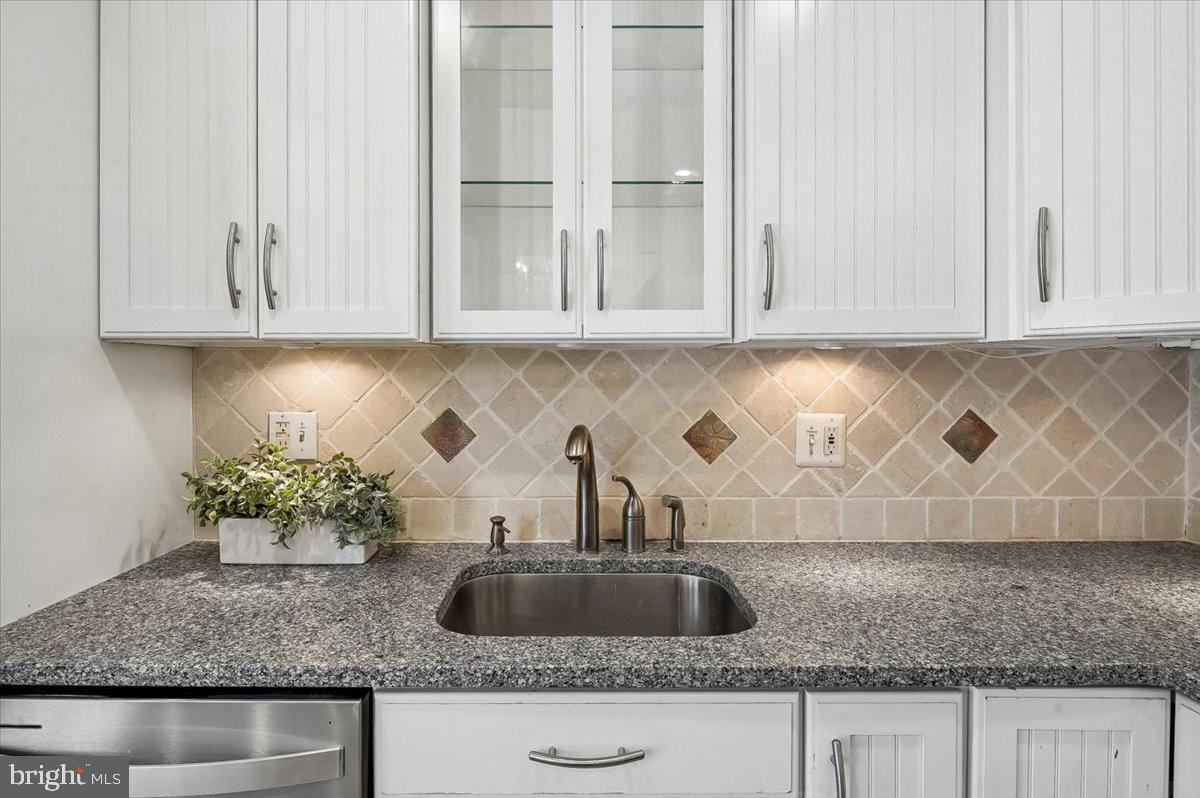 MARINERS POINT - Residential