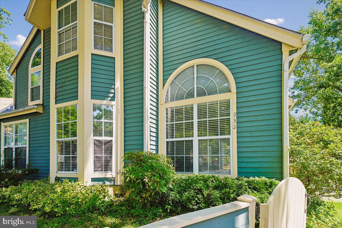 MARINERS POINT - Residential