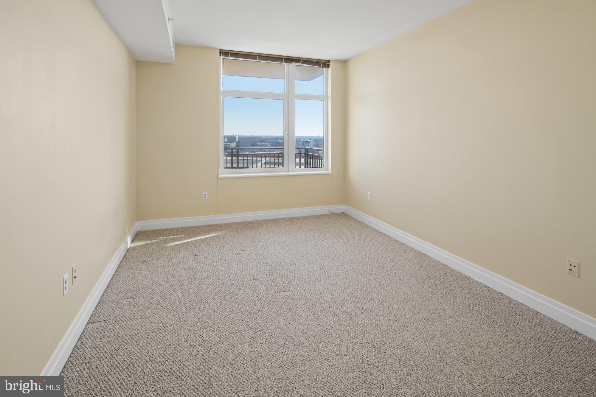 ONE PARK CREST CONDOMINIUM - Residential