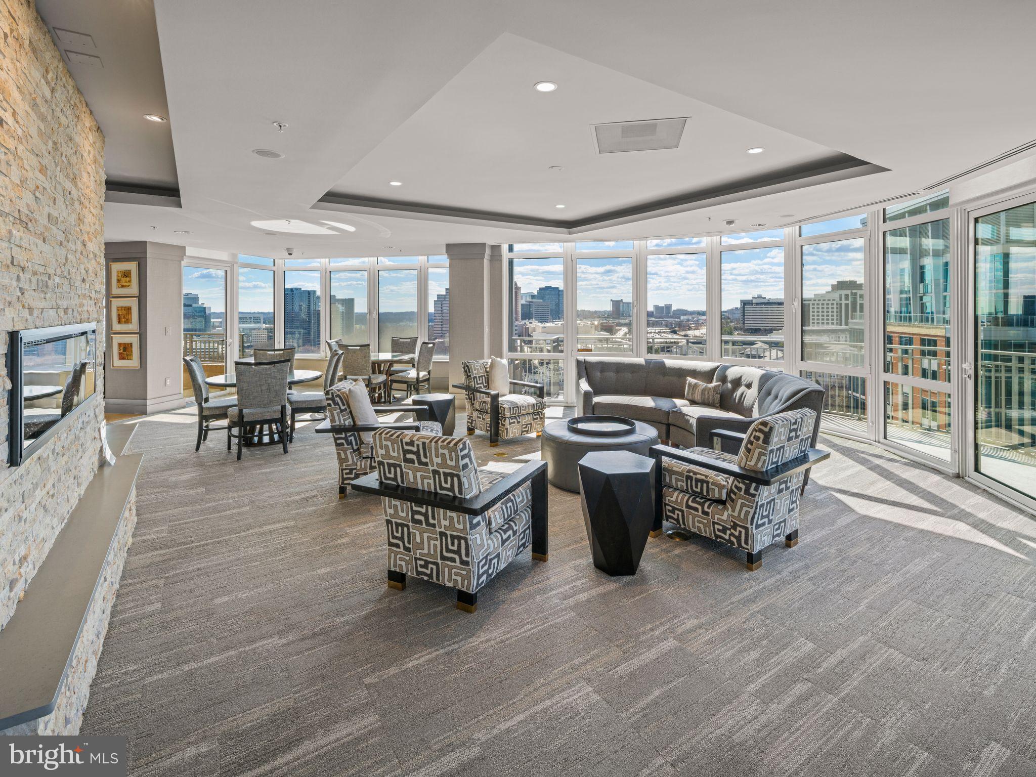 ONE PARK CREST CONDOMINIUM - Residential