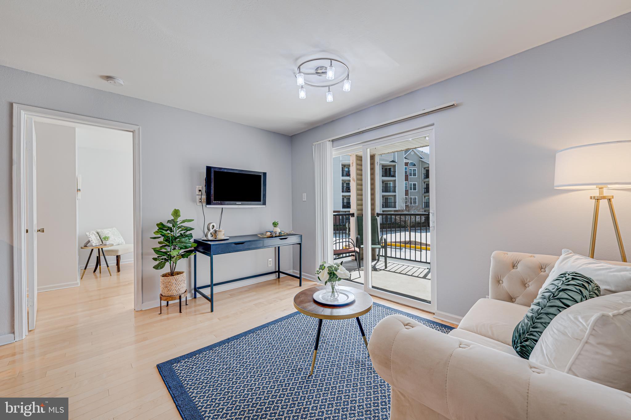 POINTE AT PARK CENTER - Residential