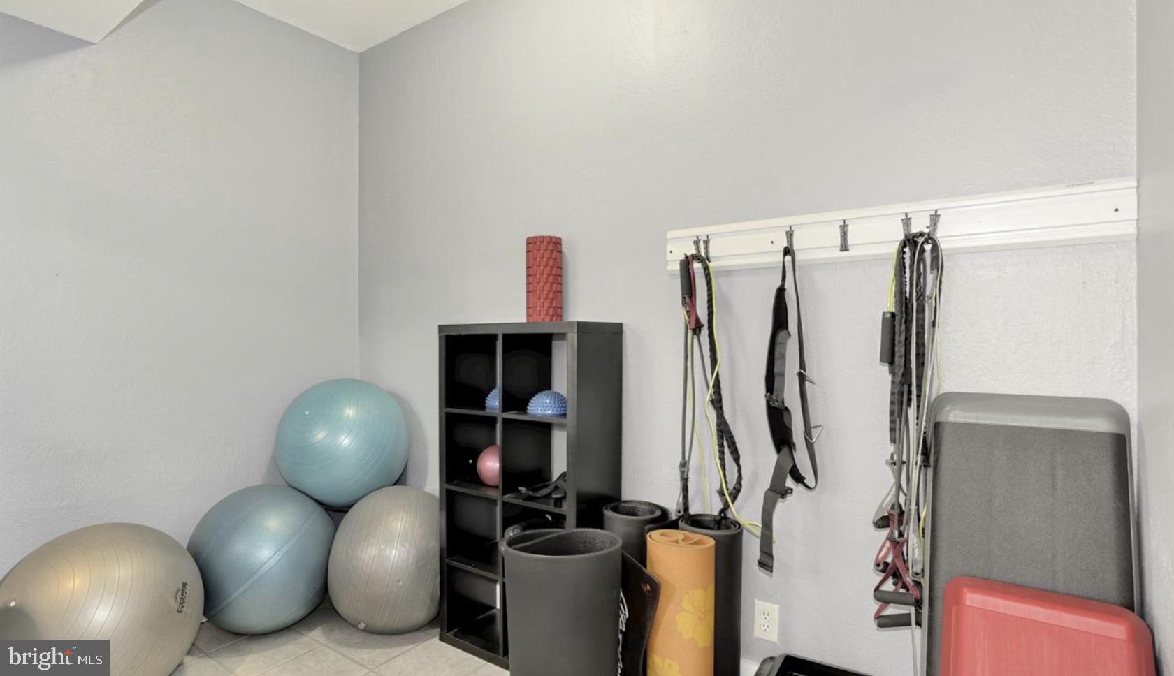 POINTE AT PARK CENTER - Residential