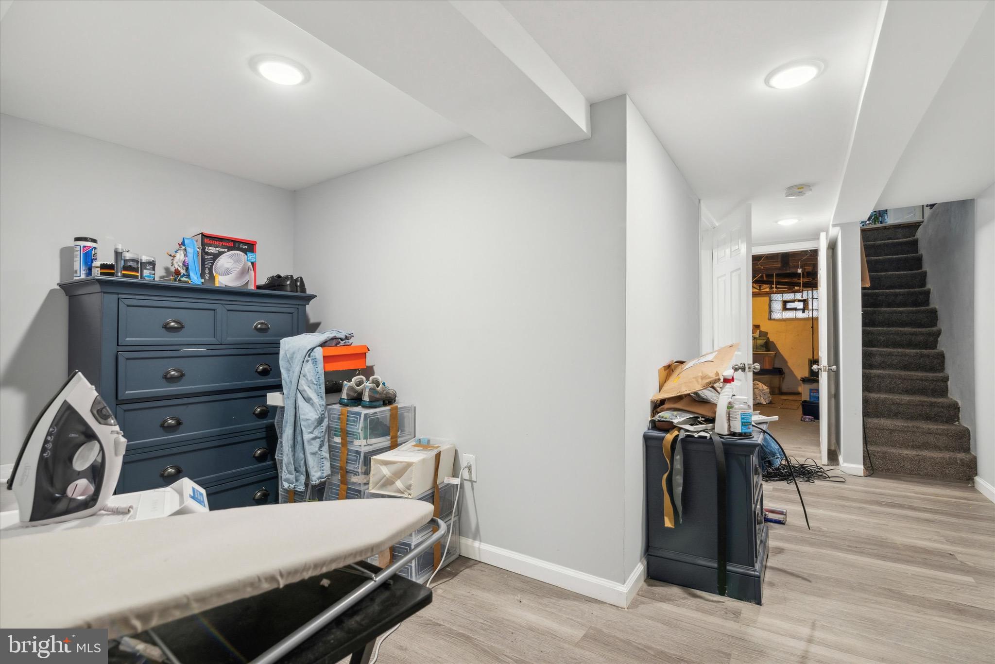 OLNEY - Residential