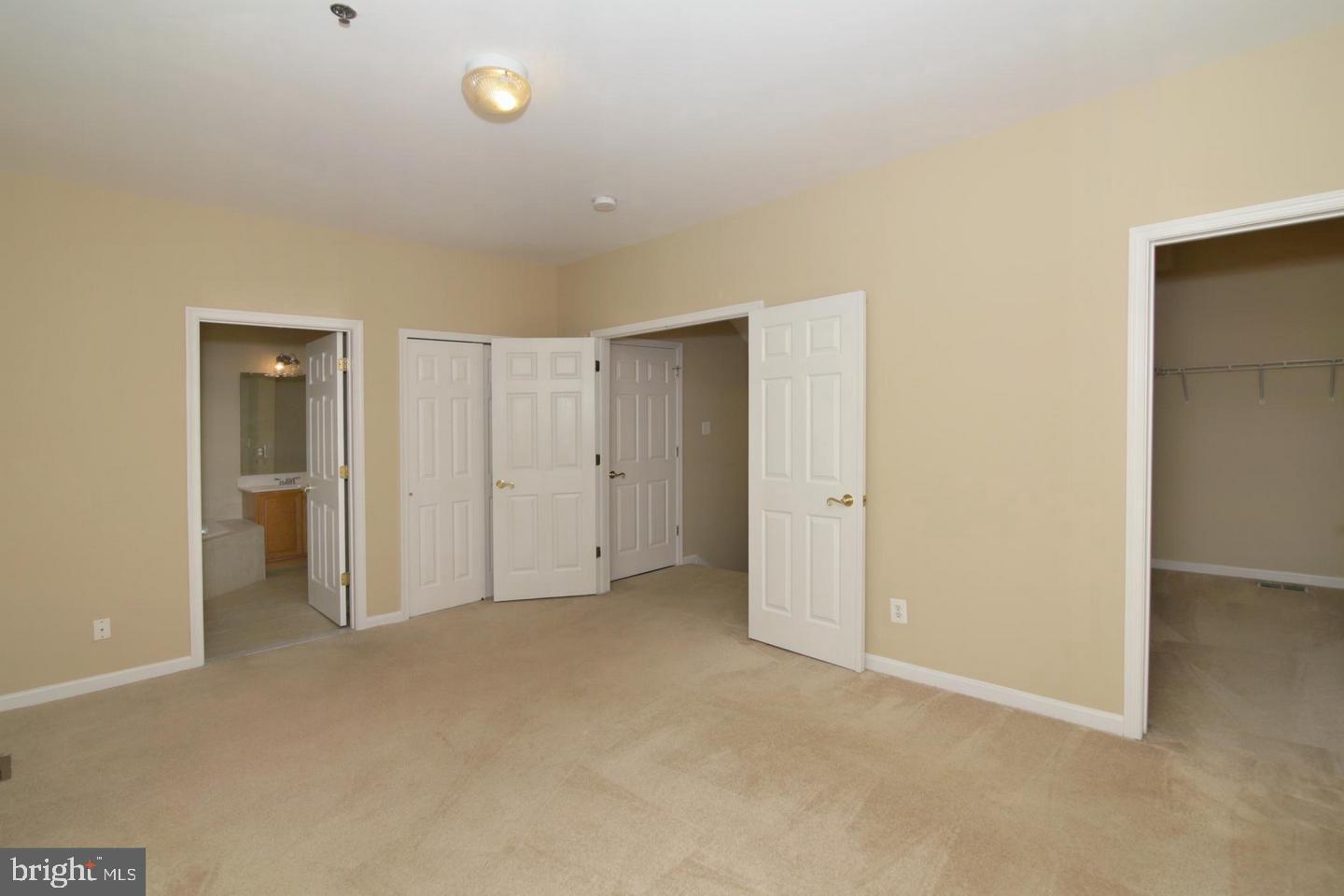 LORTON STATION - Residential
