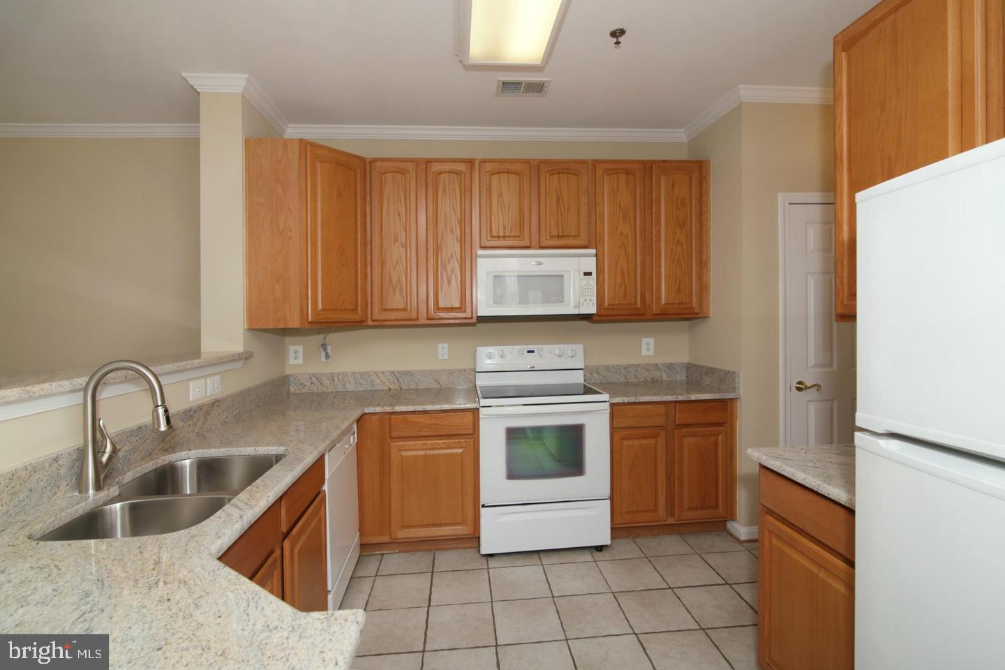 LORTON STATION - Residential