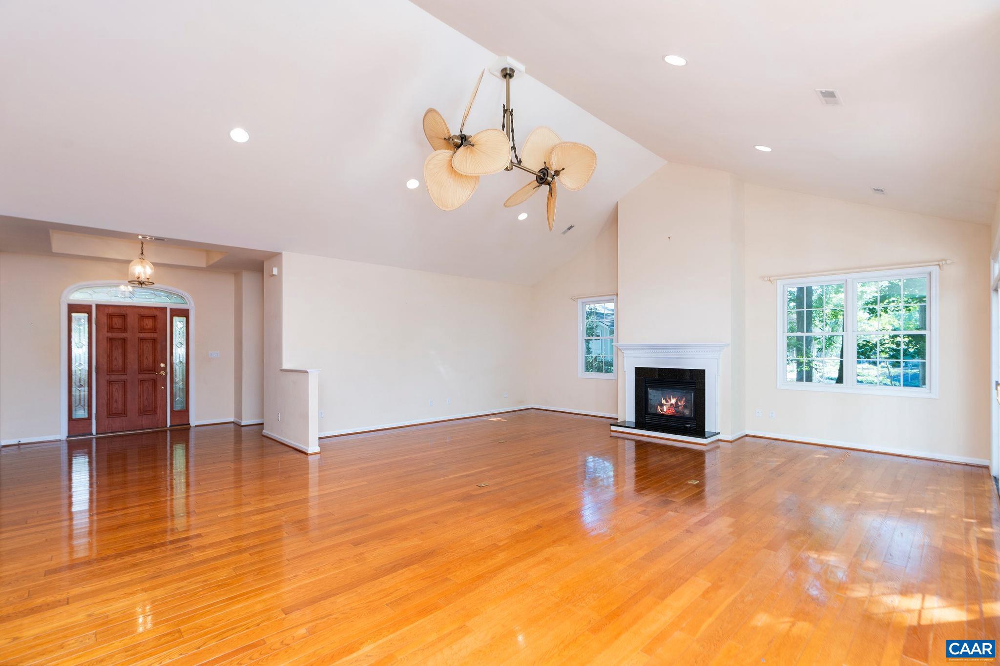 LAKE MONTICELLO - Residential