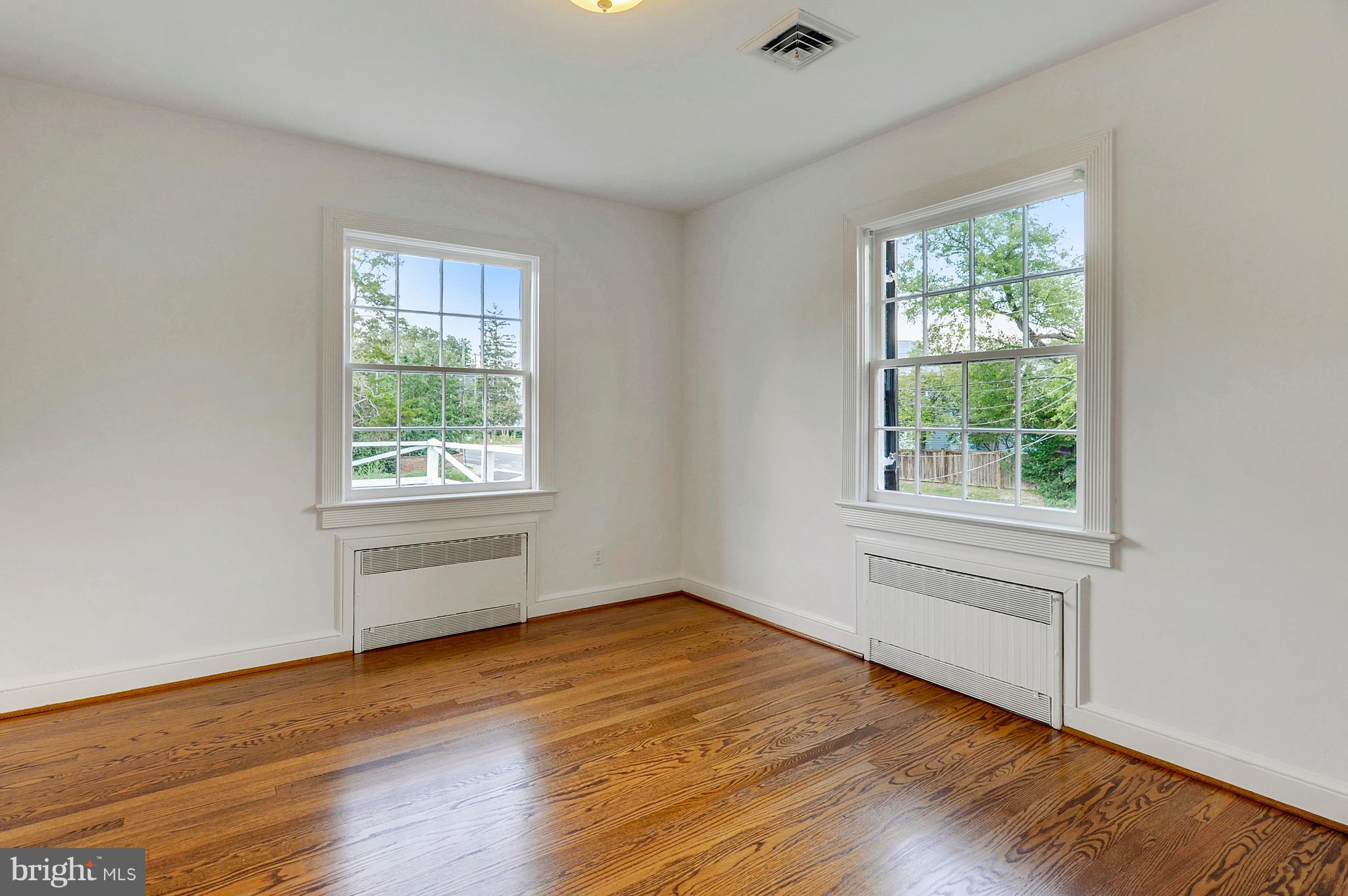 BRADDOCK HEIGHTS - Residential