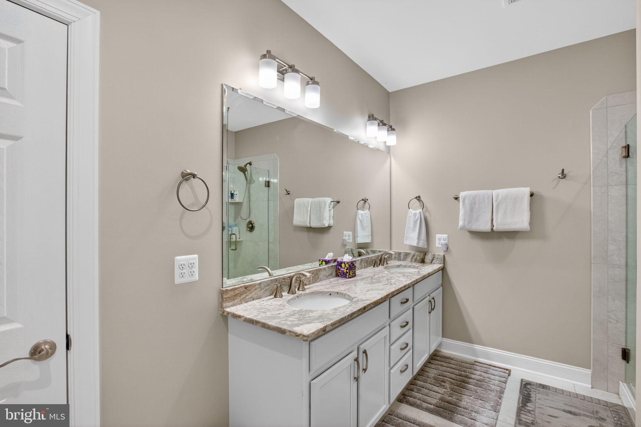 SWAN POINT - Residential
