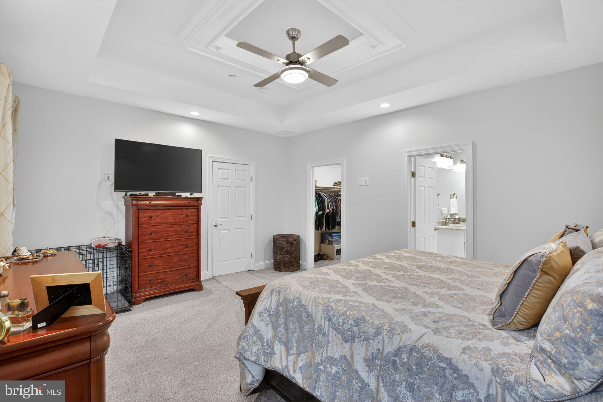 SWAN POINT - Residential