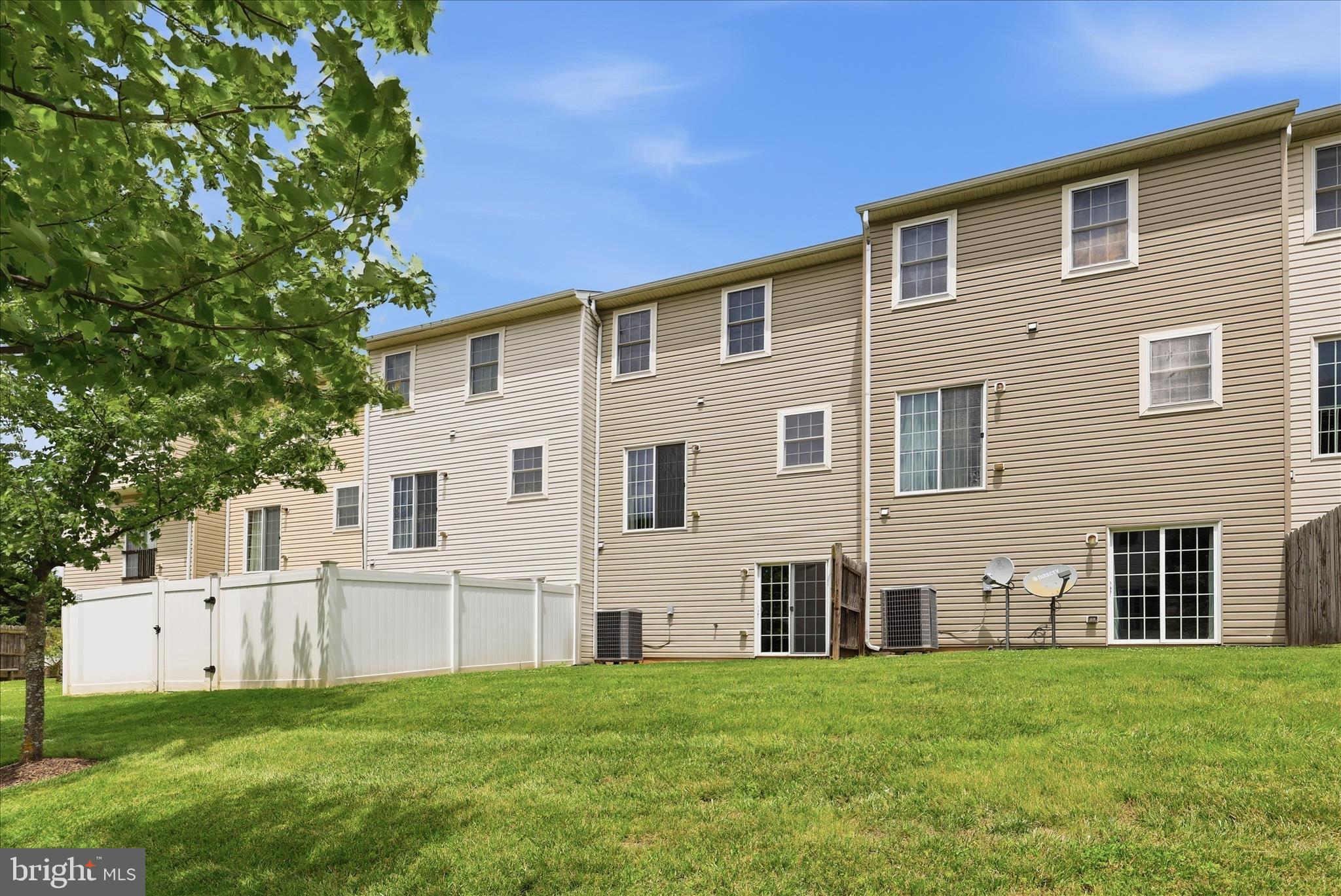 SENECA RIDGE - Residential