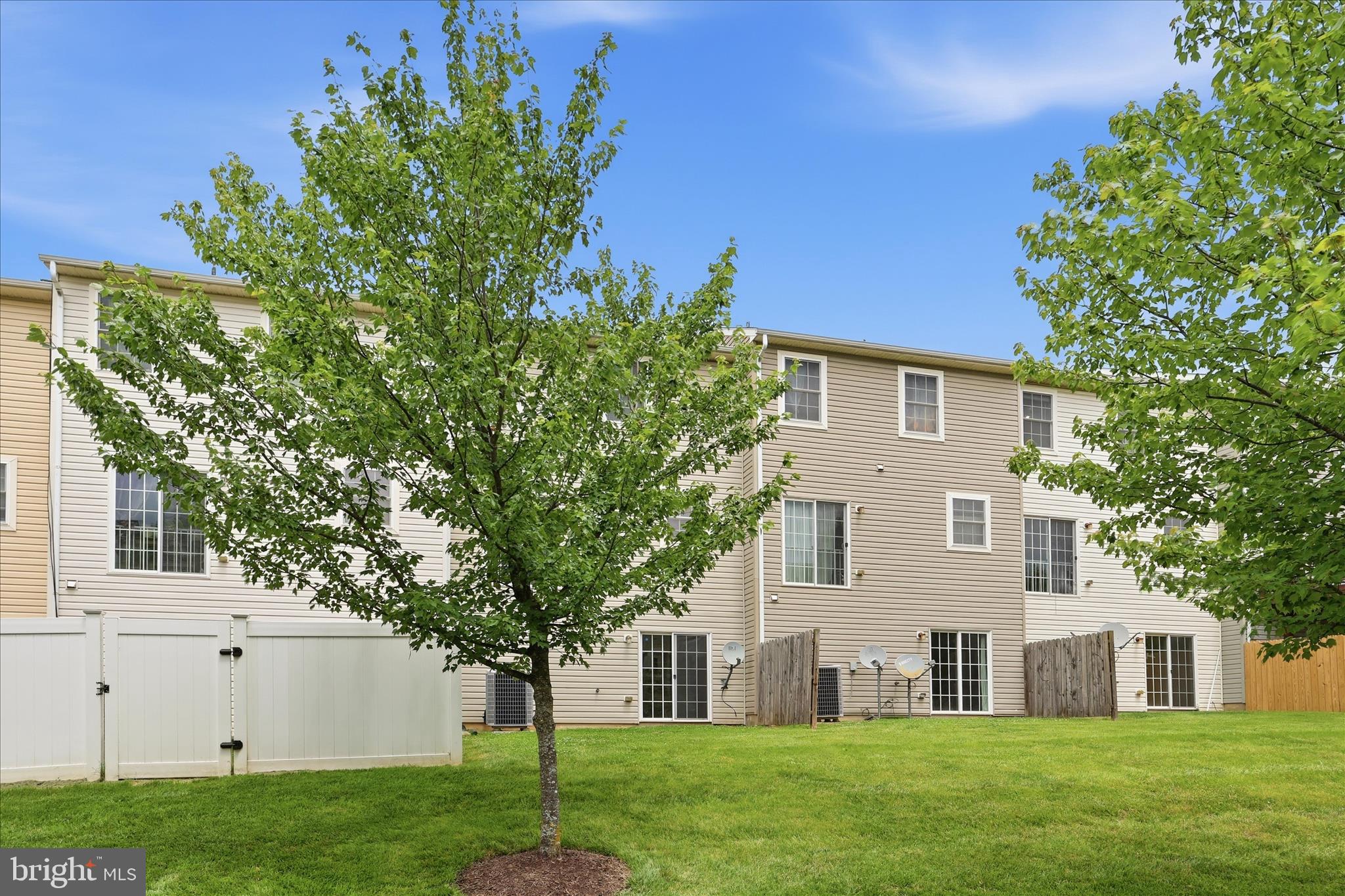 SENECA RIDGE - Residential