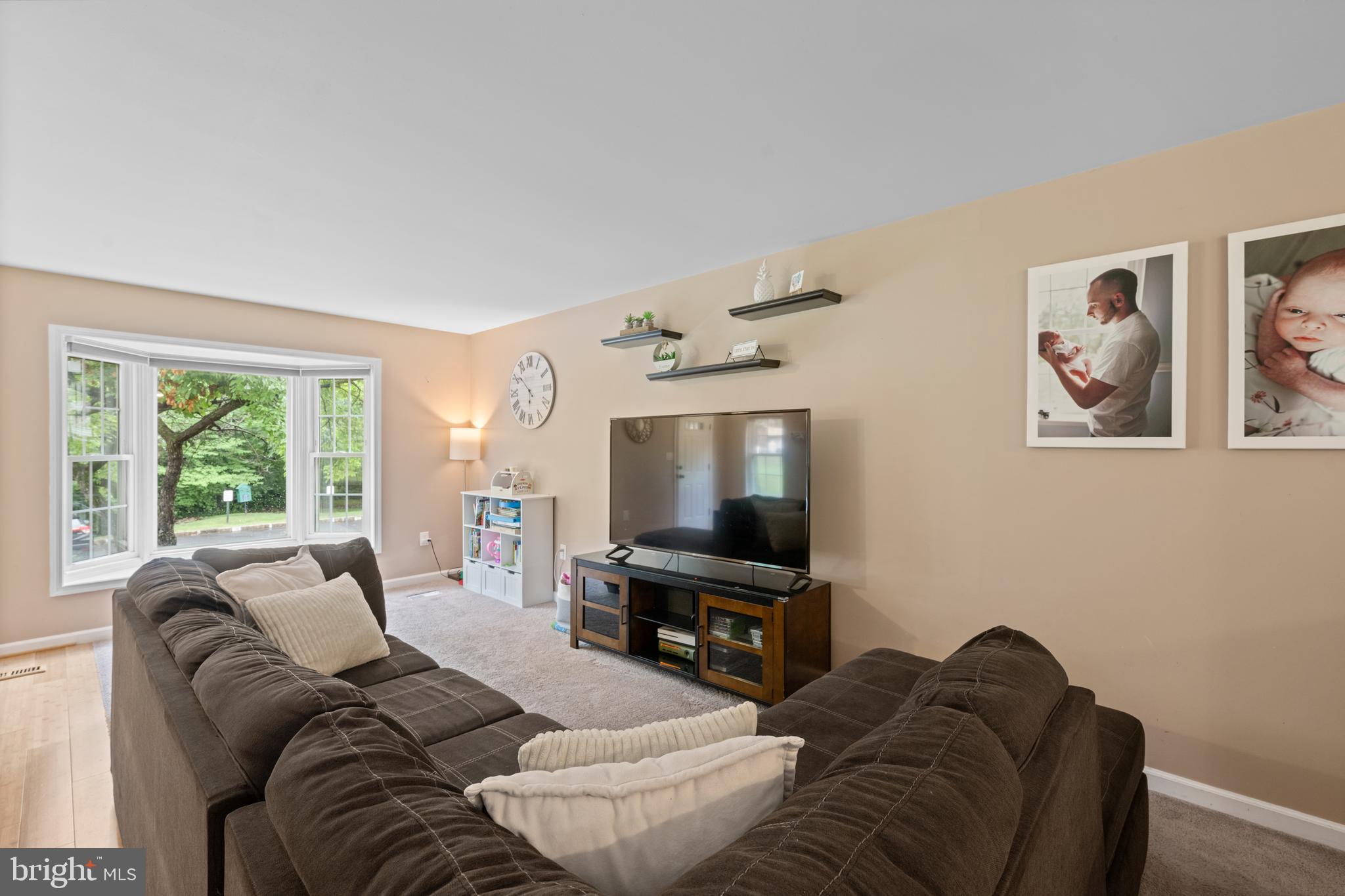 MAPLE RIDGE - Residential
