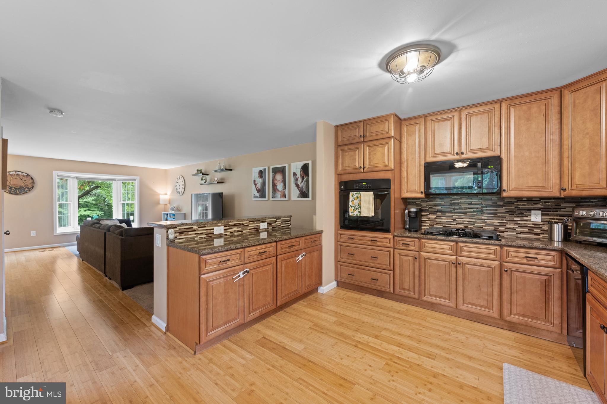 MAPLE RIDGE - Residential