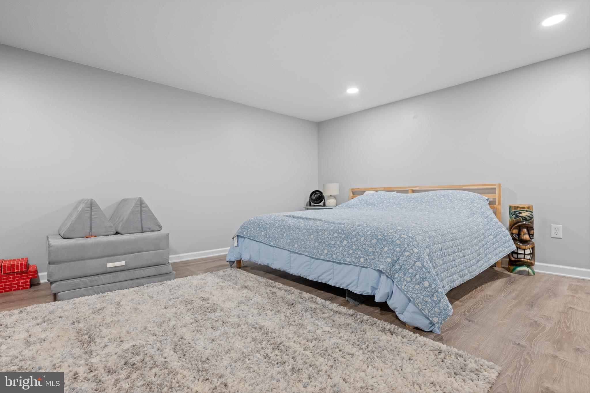 MAPLE RIDGE - Residential