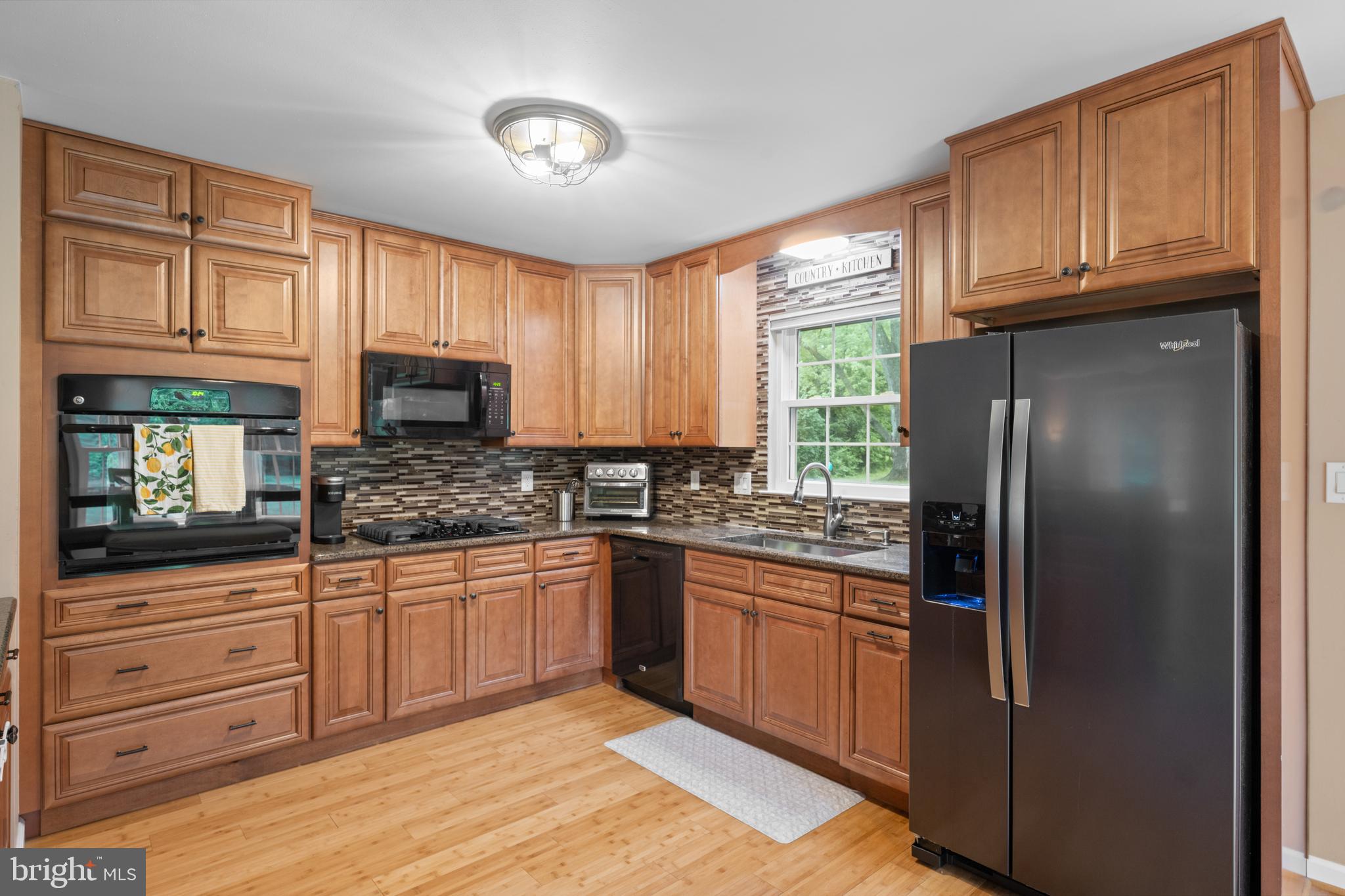 MAPLE RIDGE - Residential