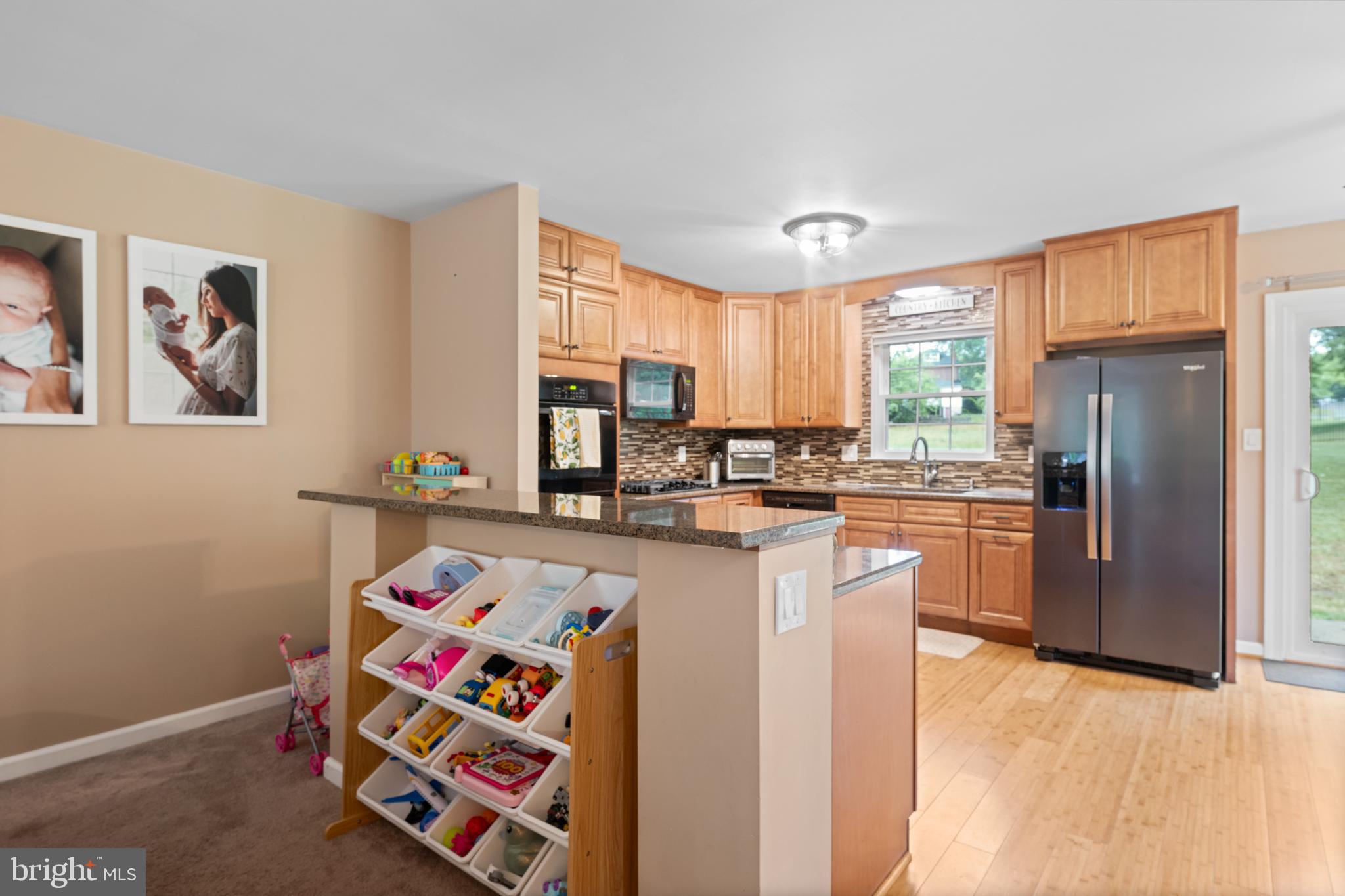 MAPLE RIDGE - Residential
