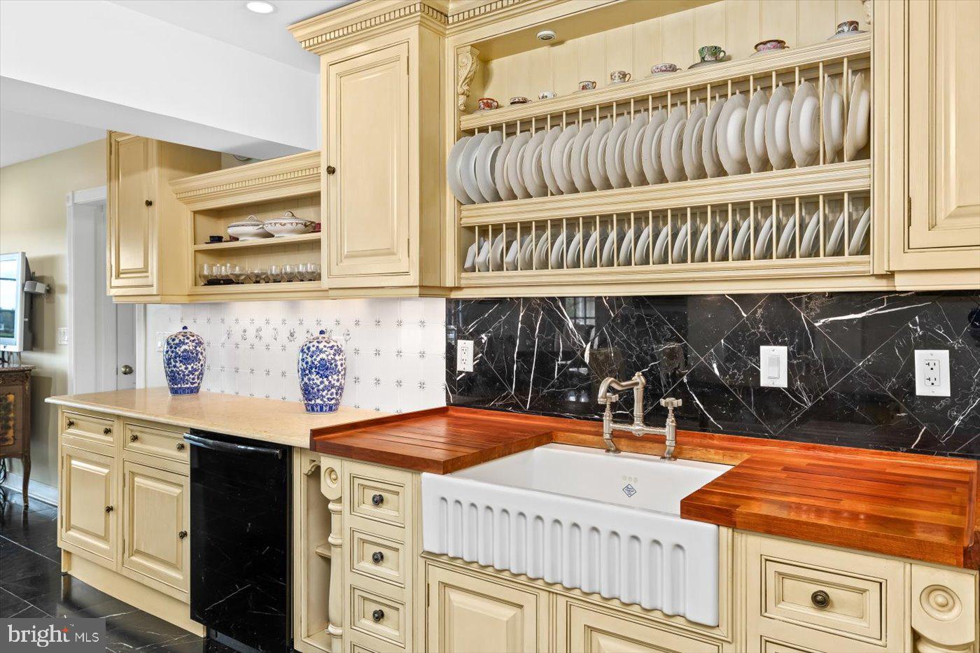BOSCOBEL FARMS - Residential