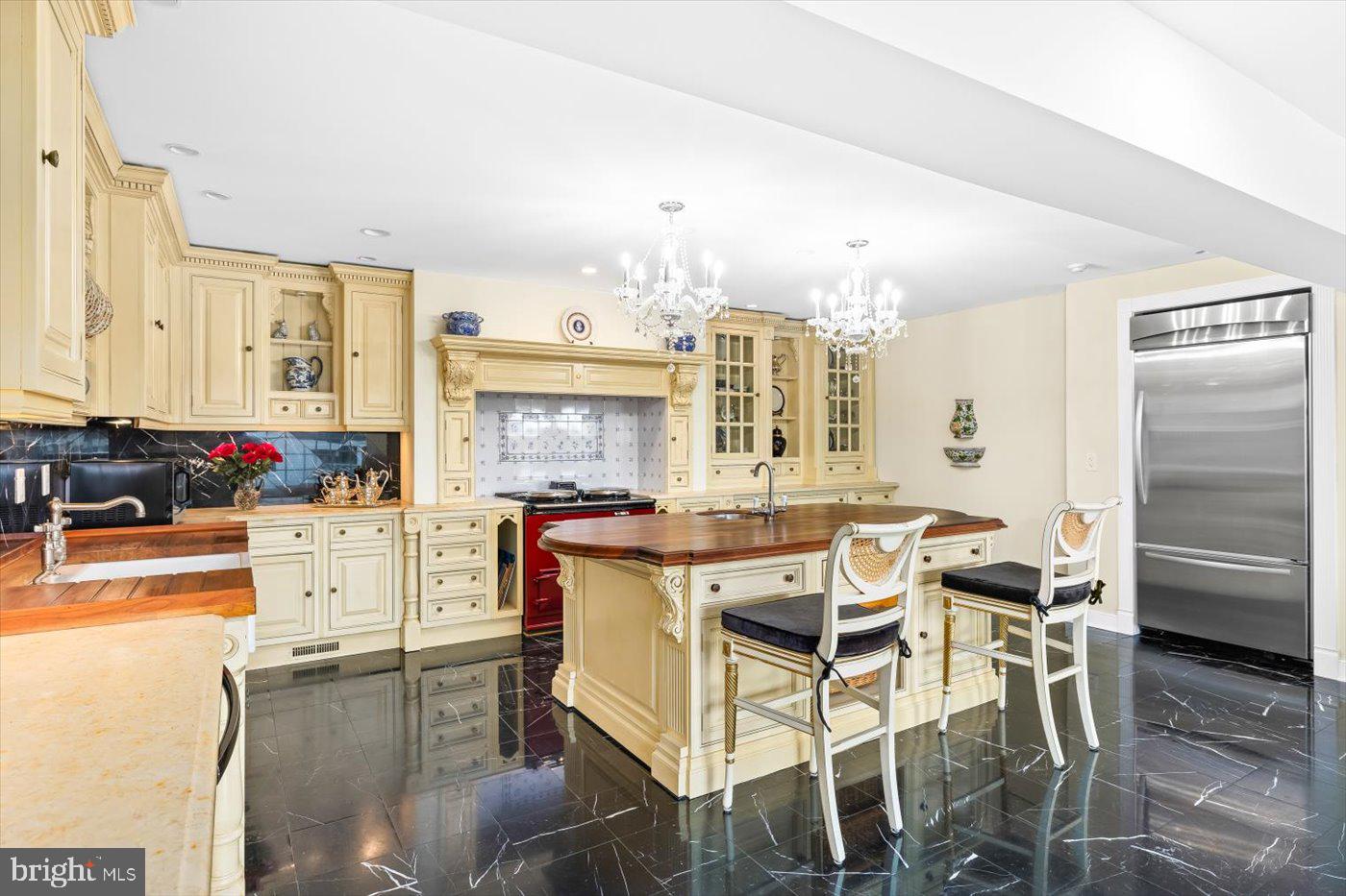 BOSCOBEL FARMS - Residential