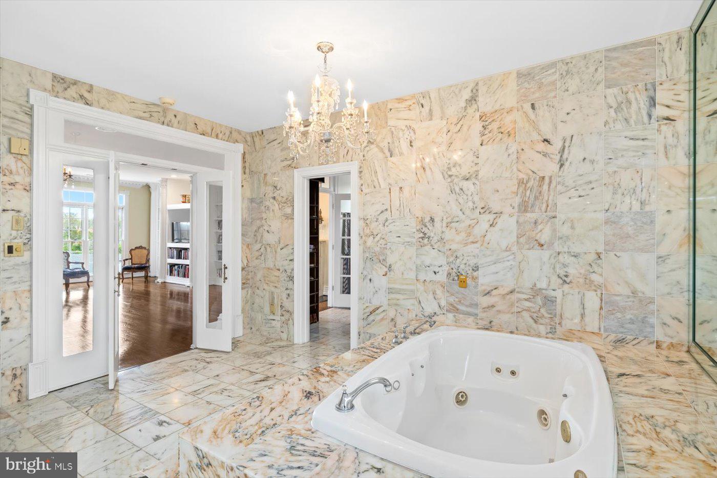 BOSCOBEL FARMS - Residential