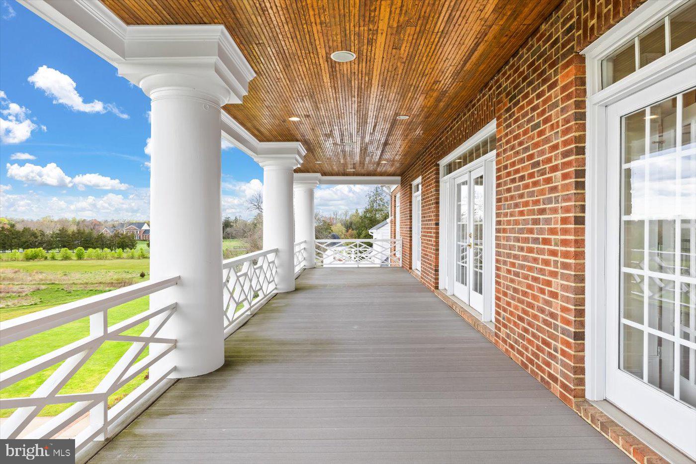BOSCOBEL FARMS - Residential