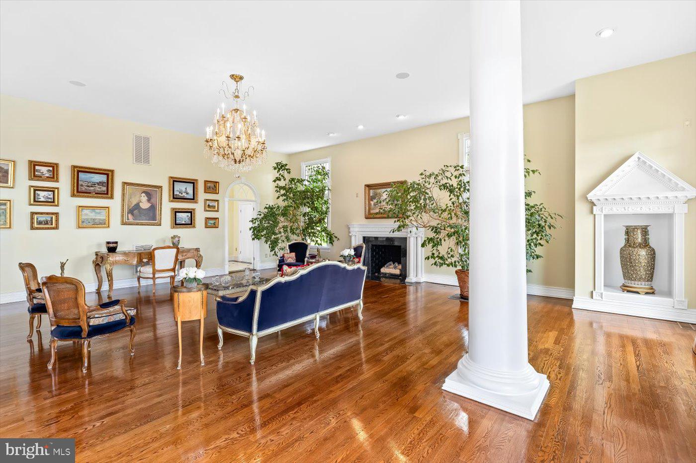 BOSCOBEL FARMS - Residential