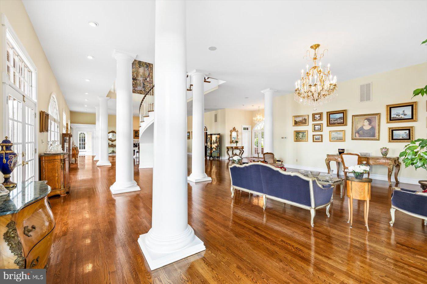 BOSCOBEL FARMS - Residential