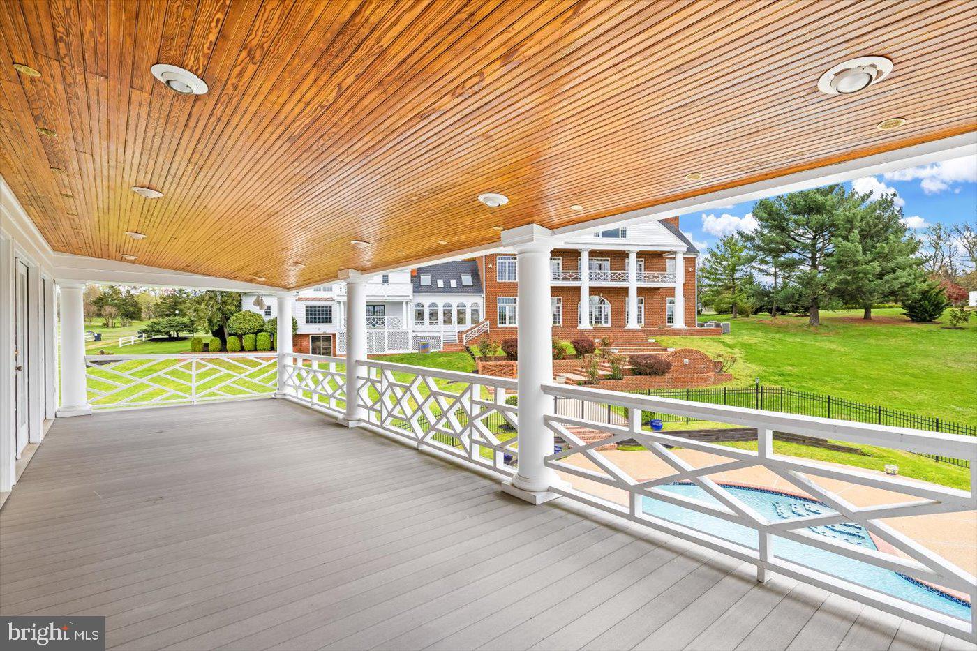 BOSCOBEL FARMS - Residential