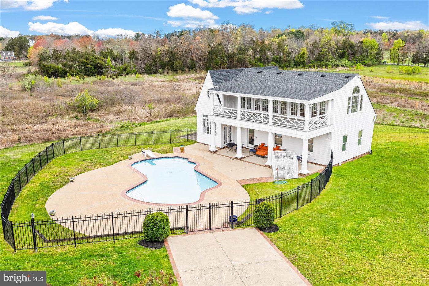 BOSCOBEL FARMS - Residential