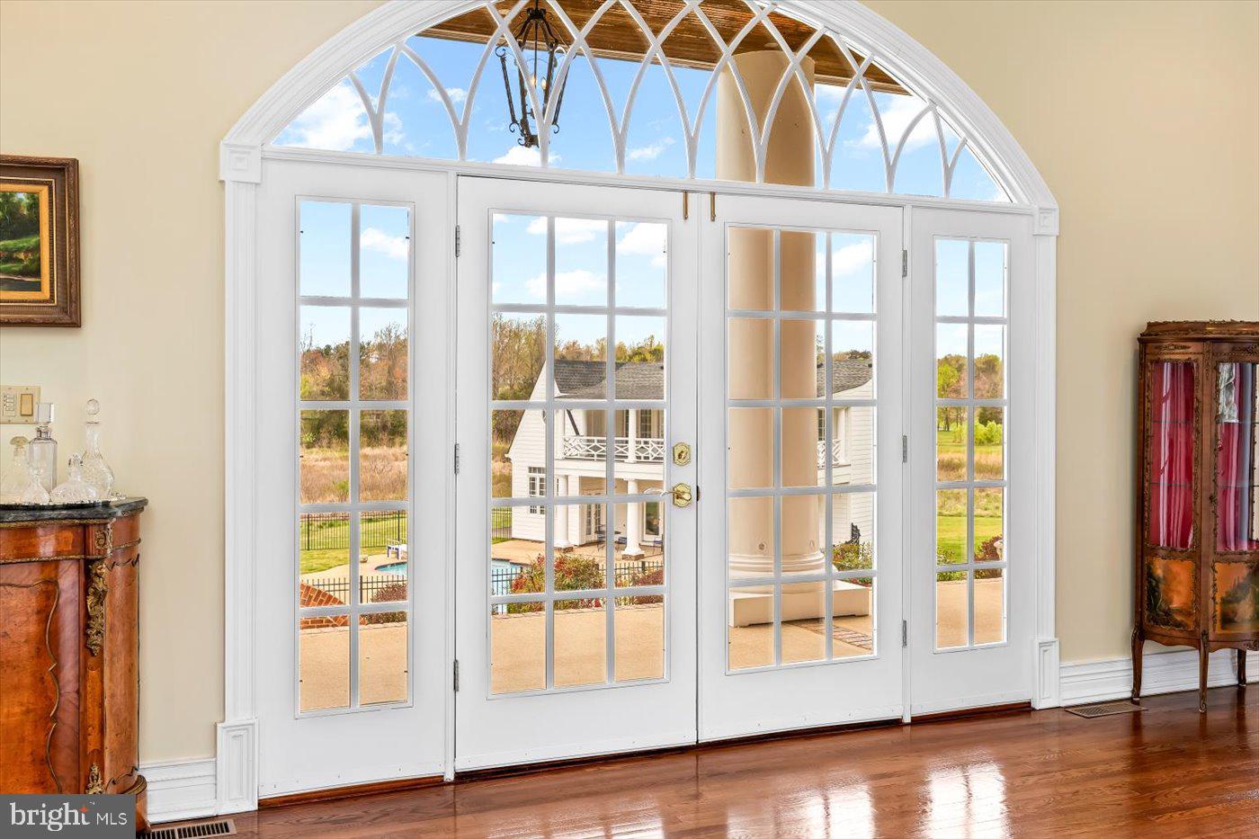 BOSCOBEL FARMS - Residential