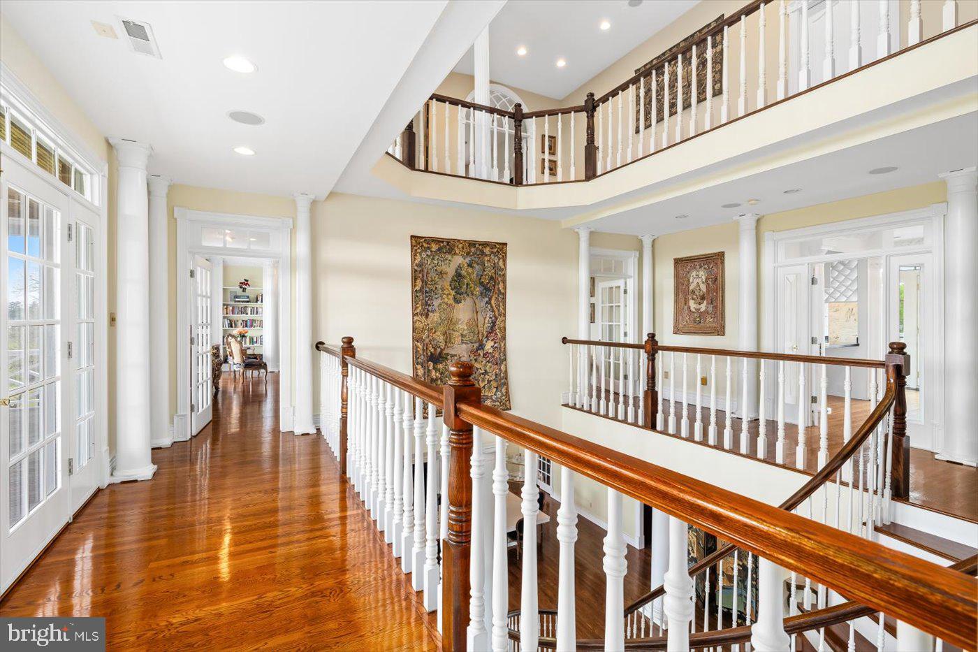 BOSCOBEL FARMS - Residential