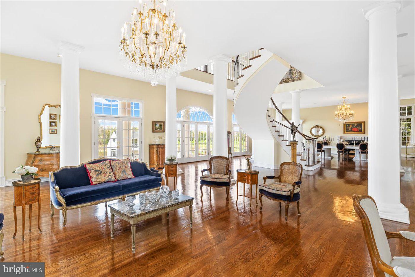 BOSCOBEL FARMS - Residential