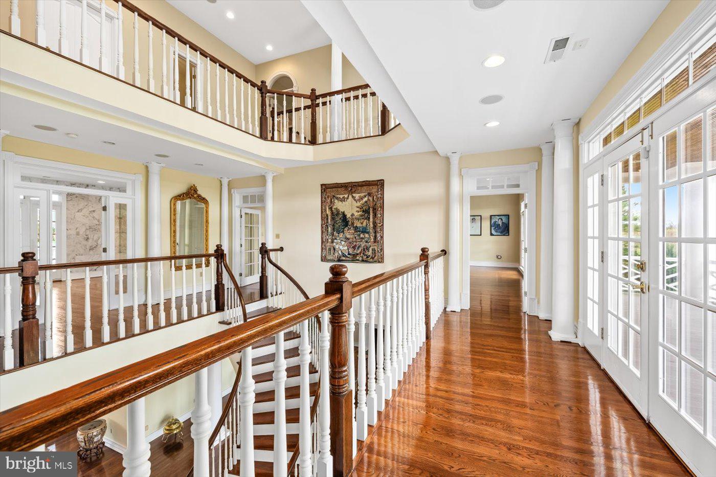 BOSCOBEL FARMS - Residential