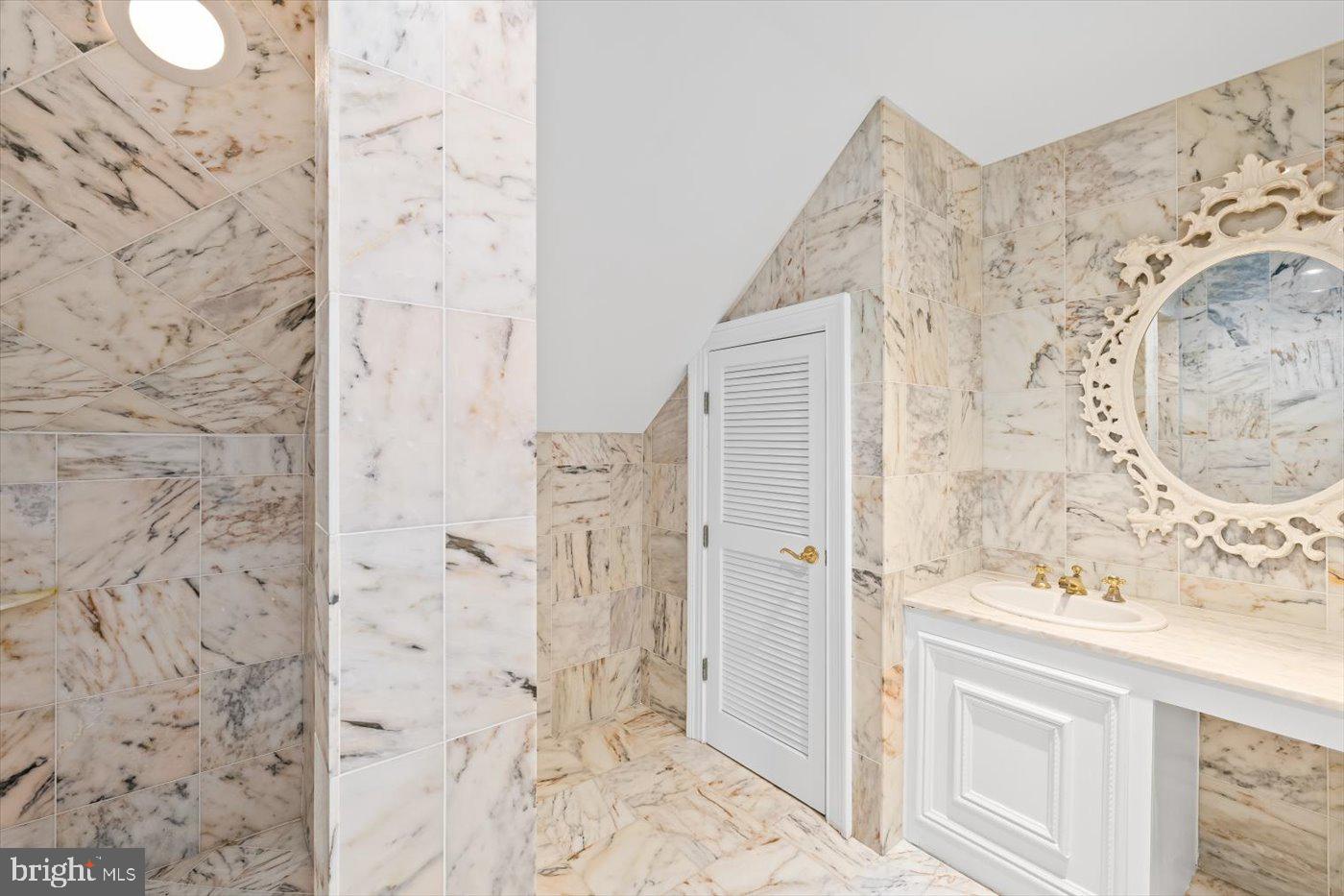 BOSCOBEL FARMS - Residential