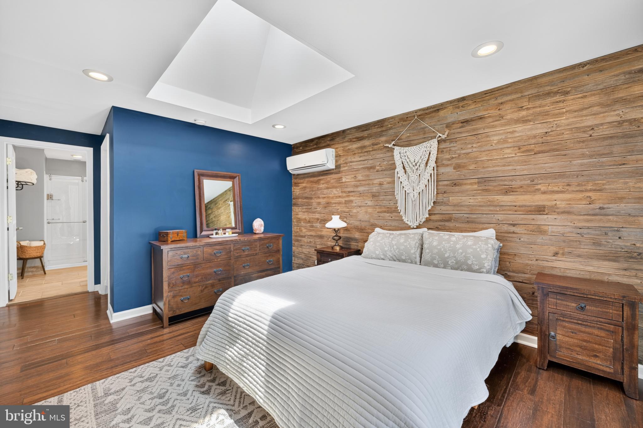 WASHINGTON HGTS - Residential