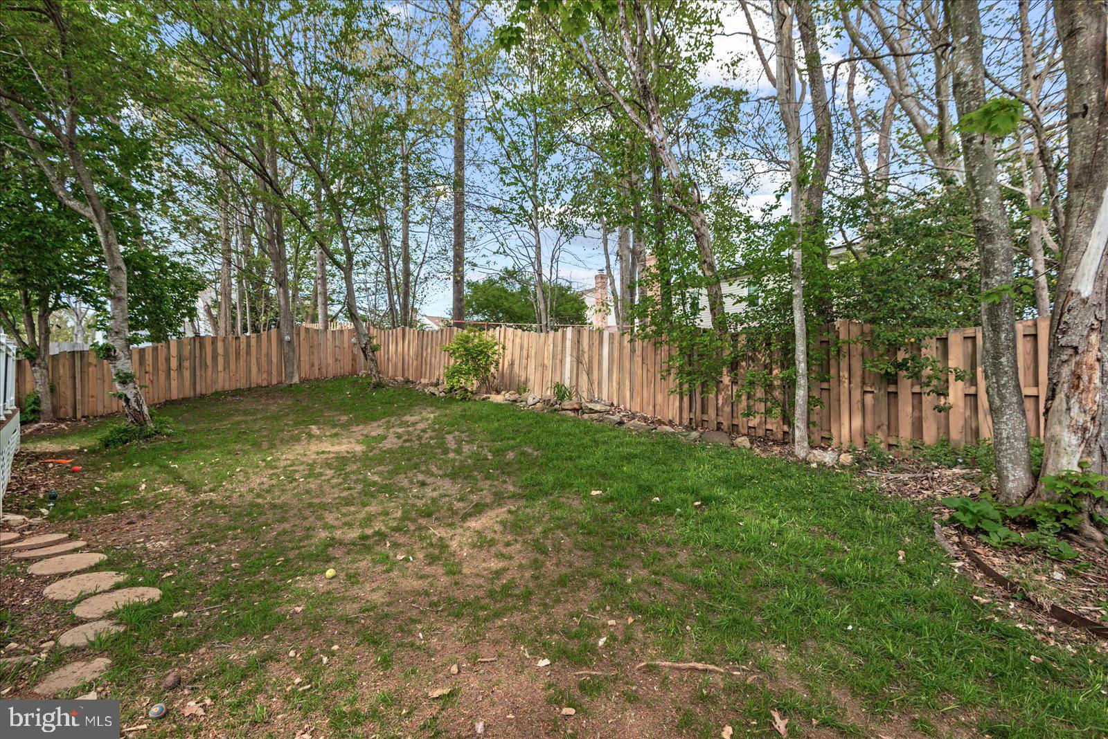 HAMPTON OAKS - Residential