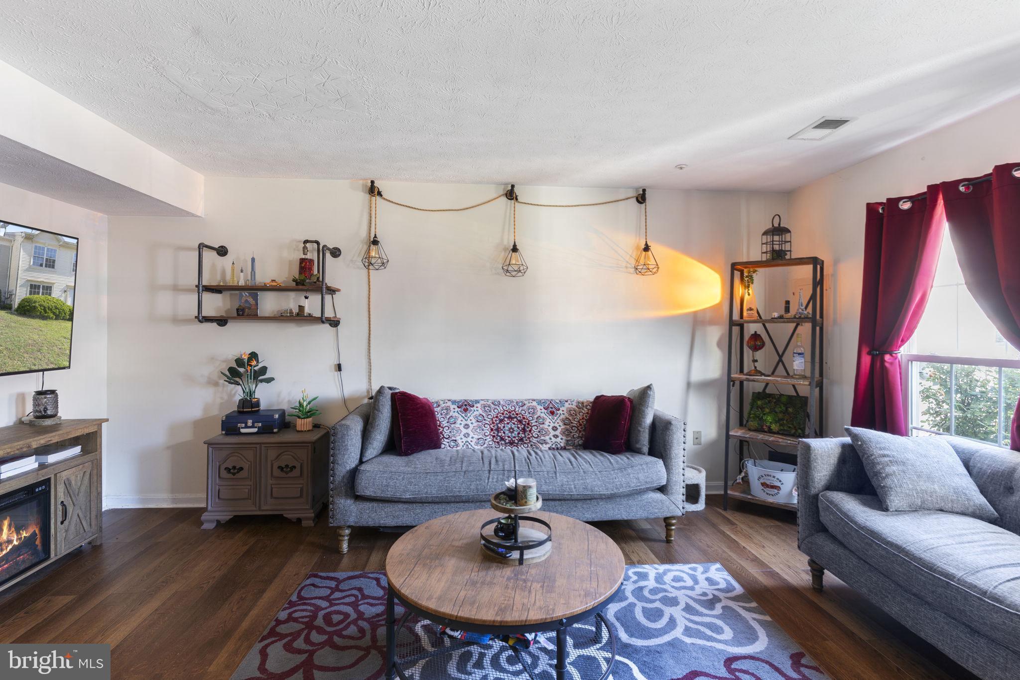 THE TOWNES AT WESTBURY - Residential
