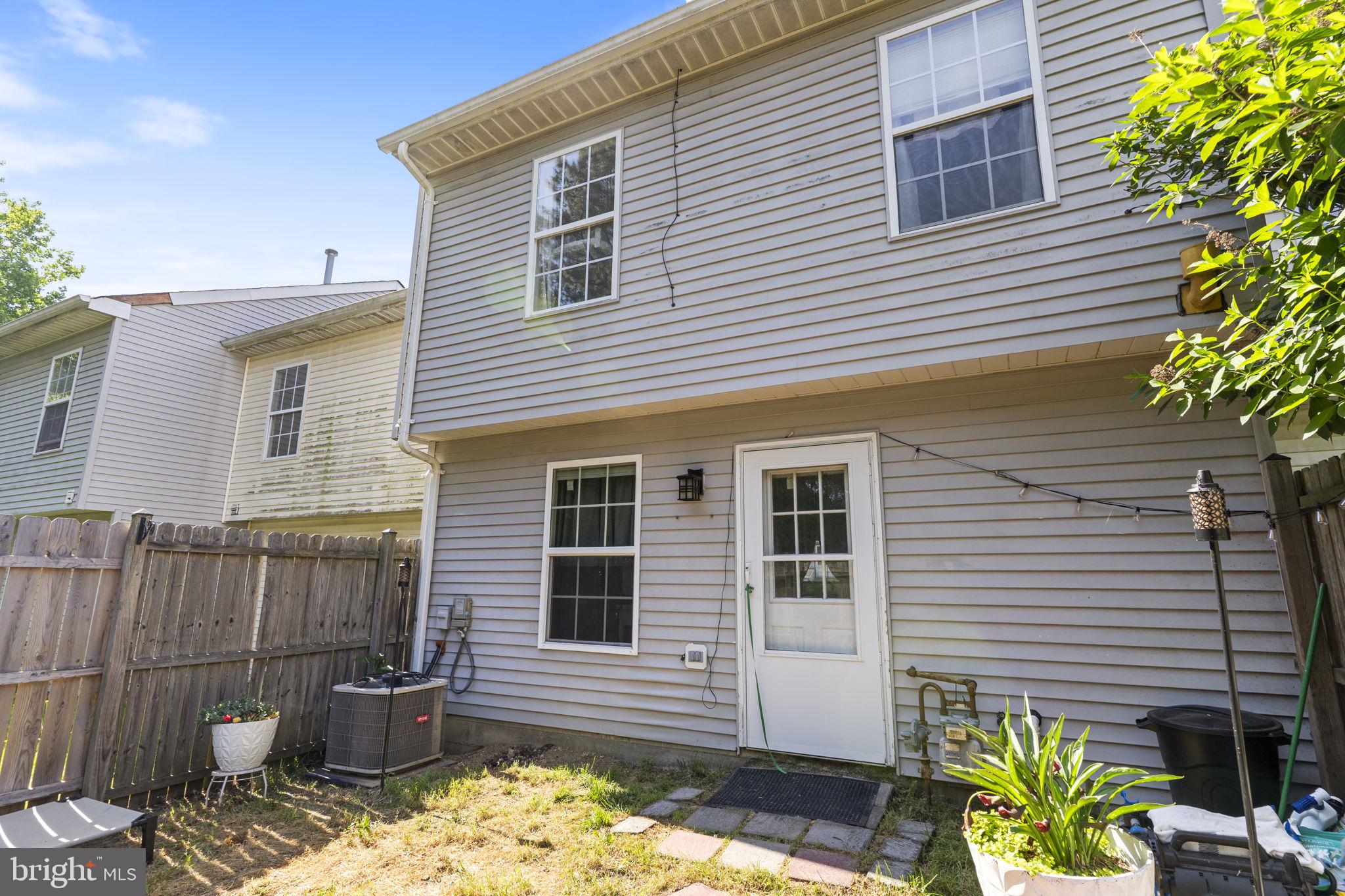 THE TOWNES AT WESTBURY - Residential