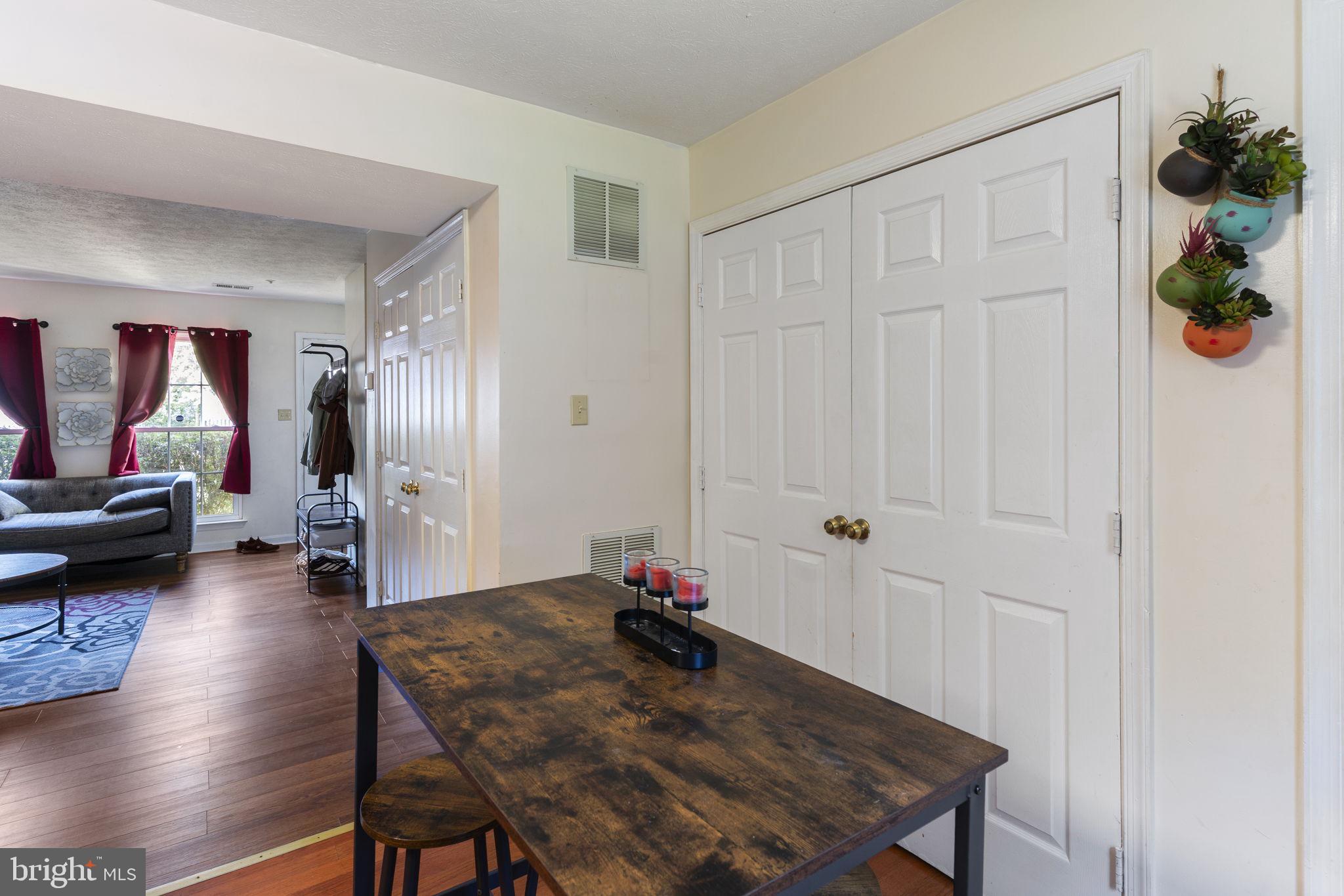 THE TOWNES AT WESTBURY - Residential
