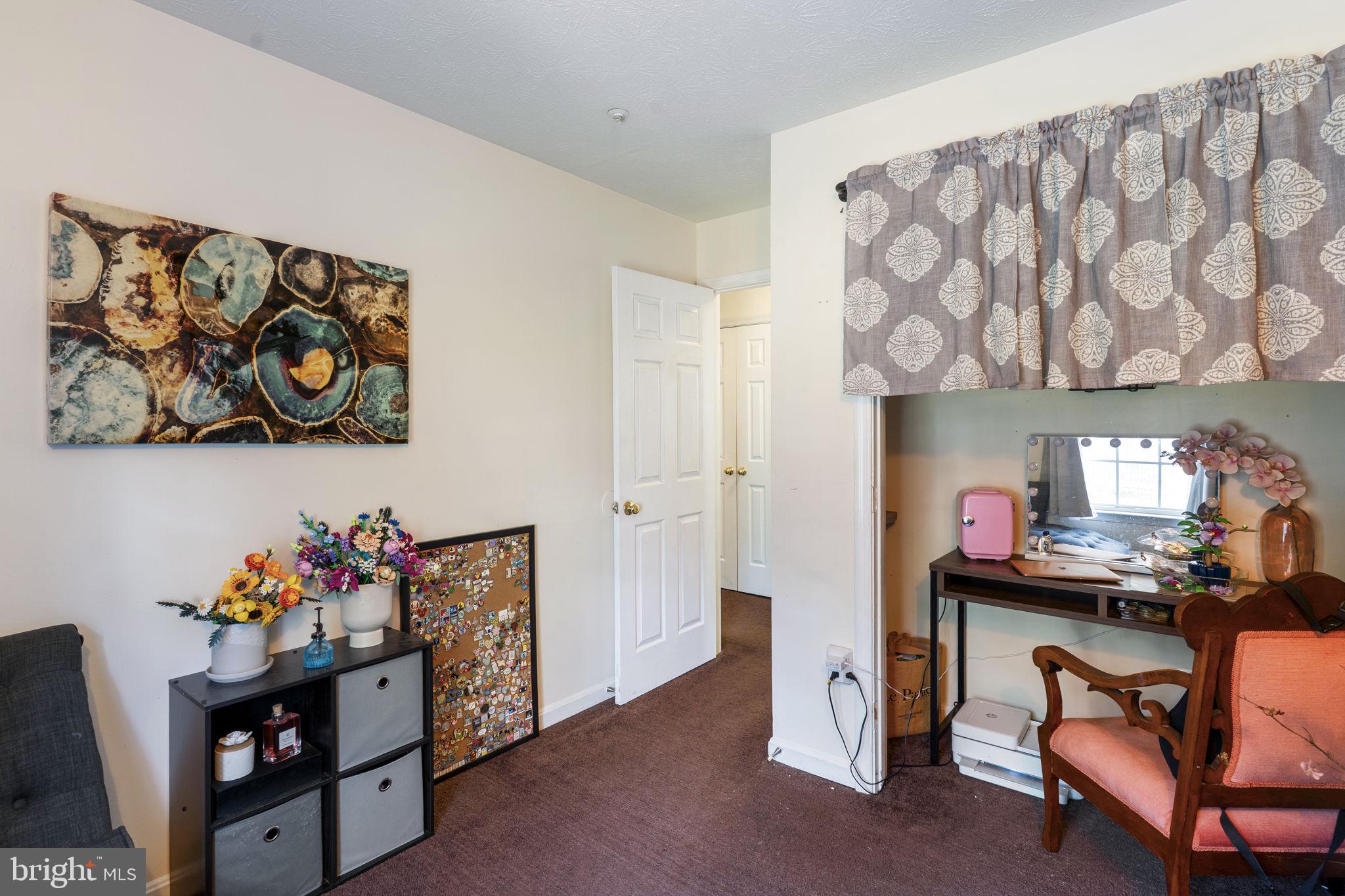 THE TOWNES AT WESTBURY - Residential