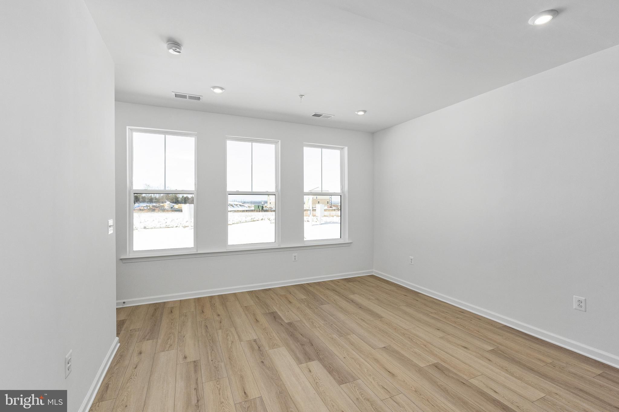 GOOSE CREEK VILLAGE CONDOMINIUM - Residential