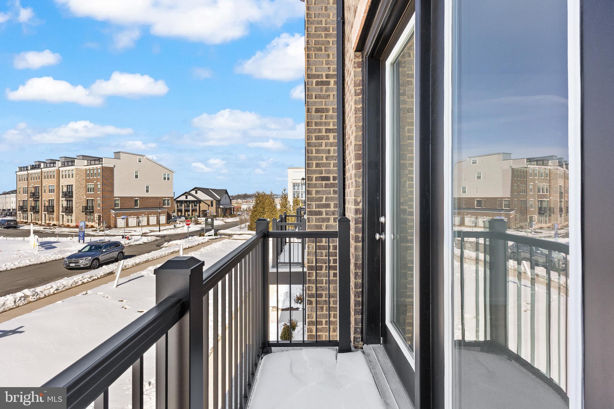 GOOSE CREEK VILLAGE CONDOMINIUM - Residential