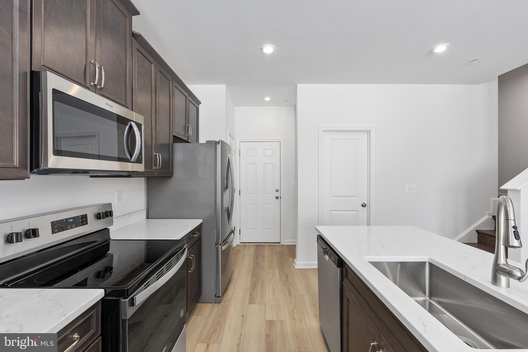 GOOSE CREEK VILLAGE CONDOMINIUM - Residential