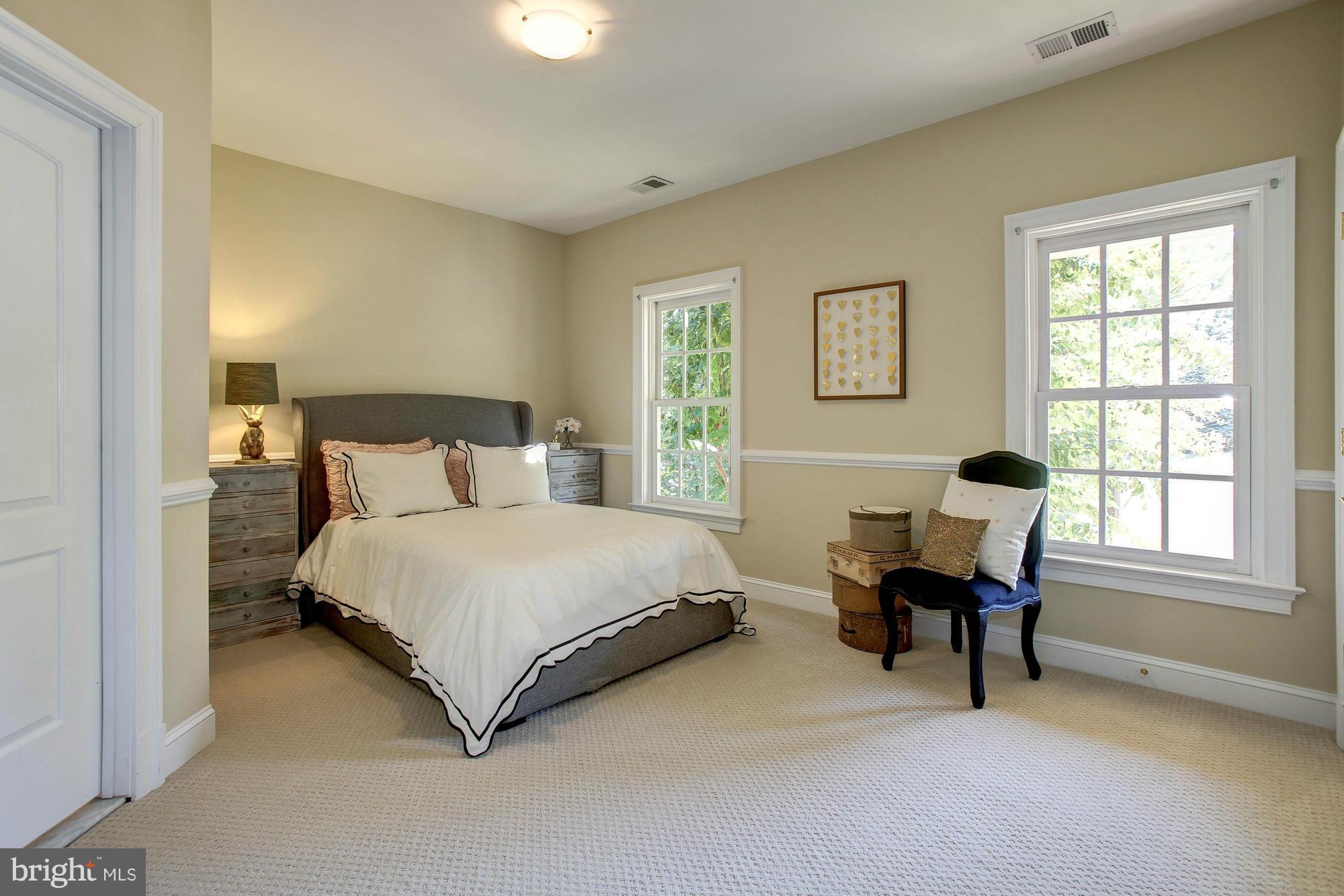 WOODLAND ACRES - Residential