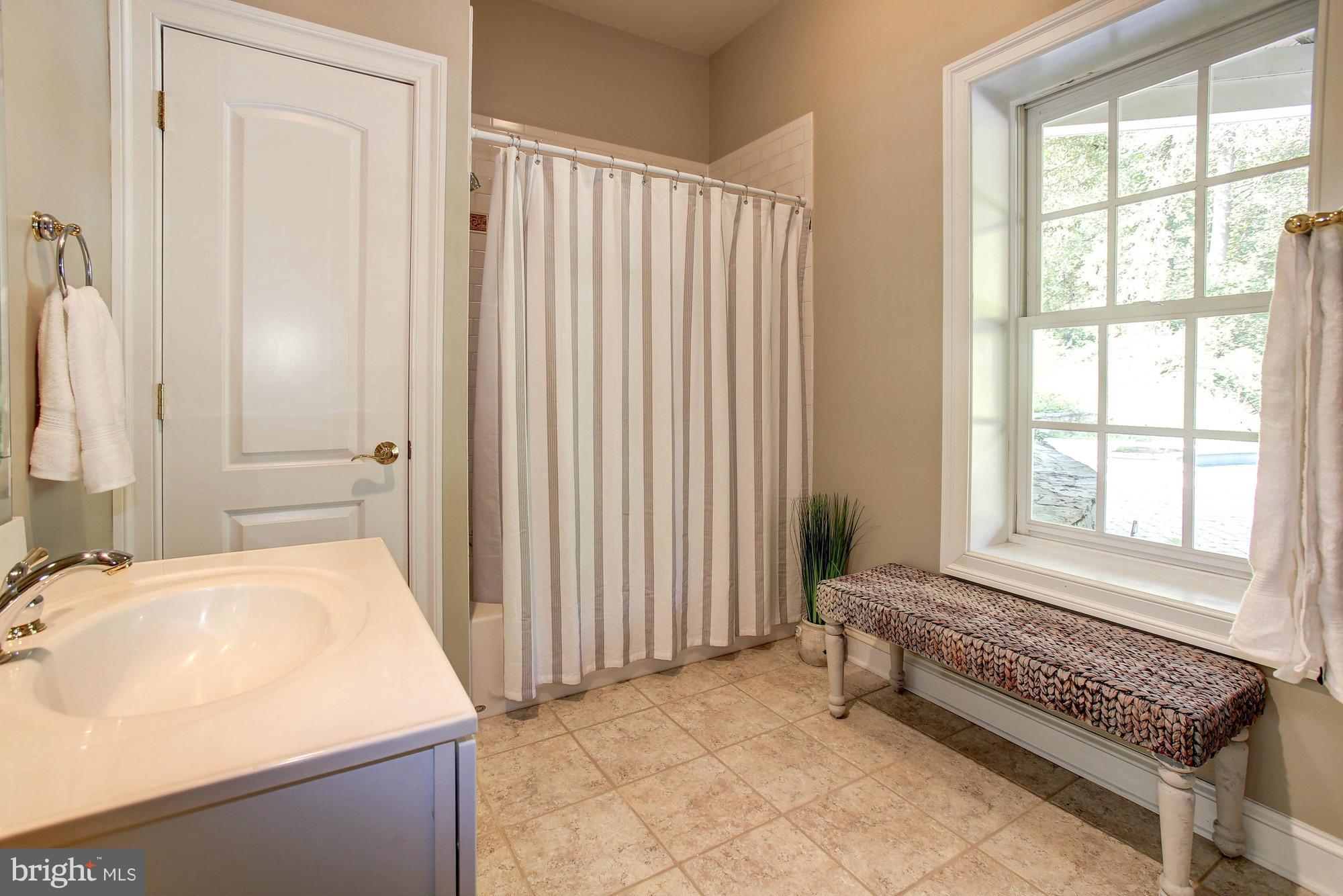 WOODLAND ACRES - Residential