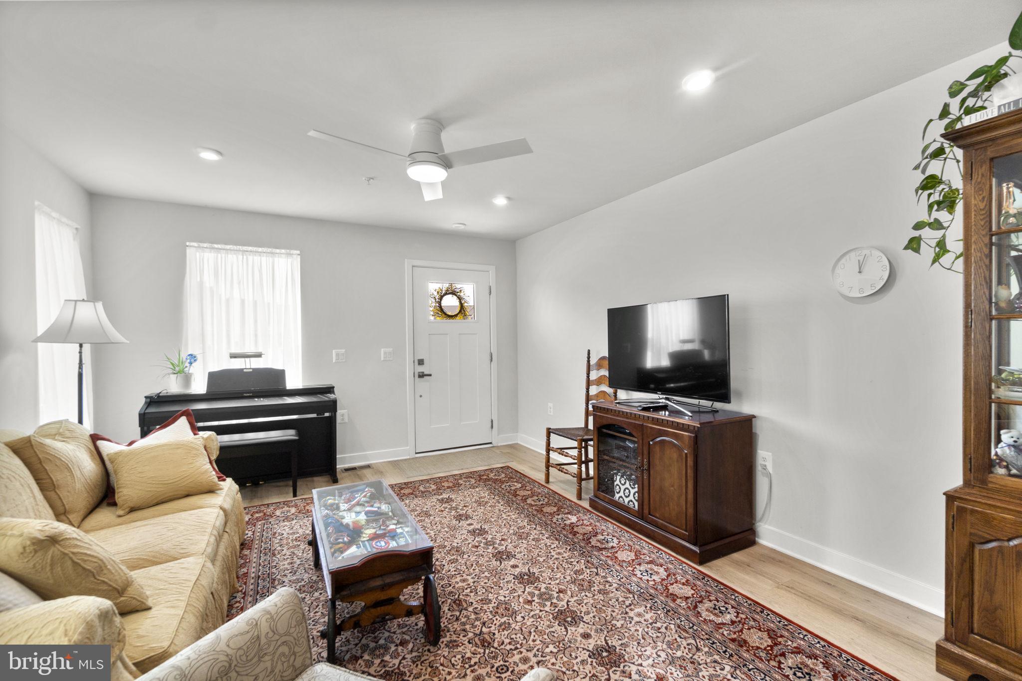 BLOOMFIELDS - Residential