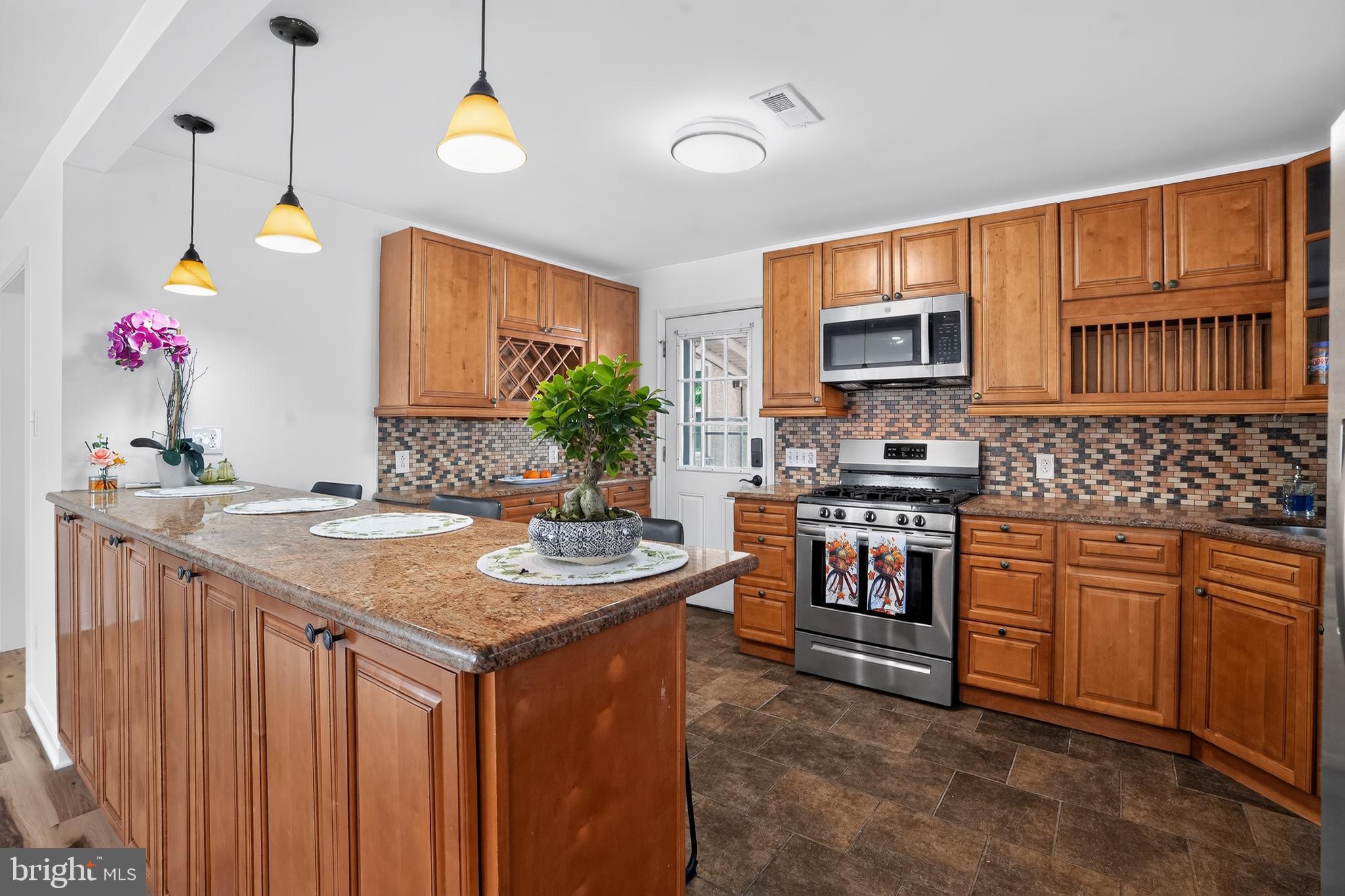 BRANDYWINE VIL - Residential